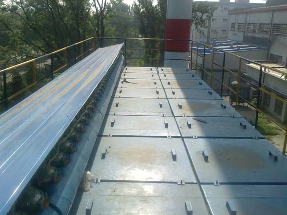 山西臨汾LCM-1600長袋脈沖除塵器安裝完畢(圖) 山西臨汾LCM-1600長袋脈沖除塵器安裝完畢(圖)