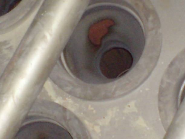 布袋式除塵器實(shí)際應(yīng)用中濾袋的破損形式及原因解密 布袋式除塵器實(shí)際應(yīng)用中濾袋的破損形式及原因解密